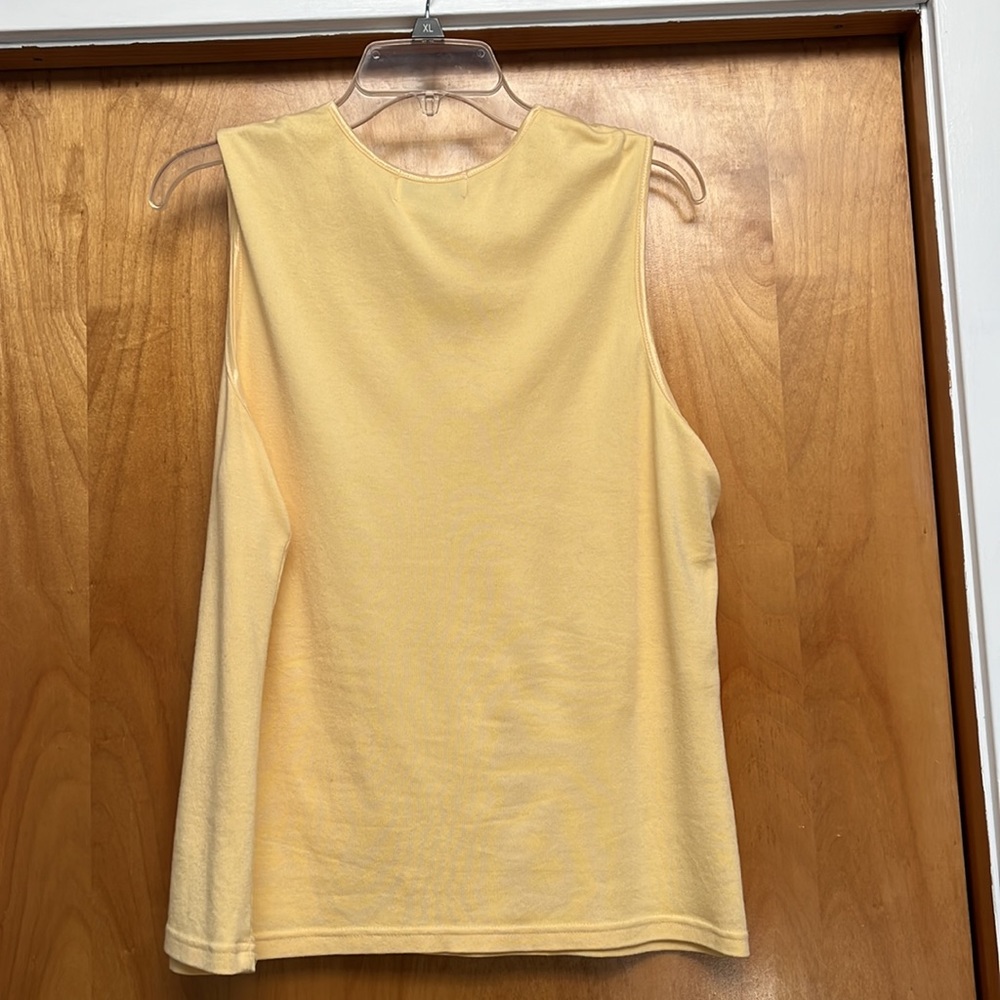 Croft and Barrow yellow sleeveless top - Picture 3 of 4